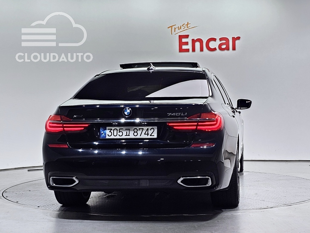 2019 BMW 7 Series 740Li xDrive M Sports - Image 4