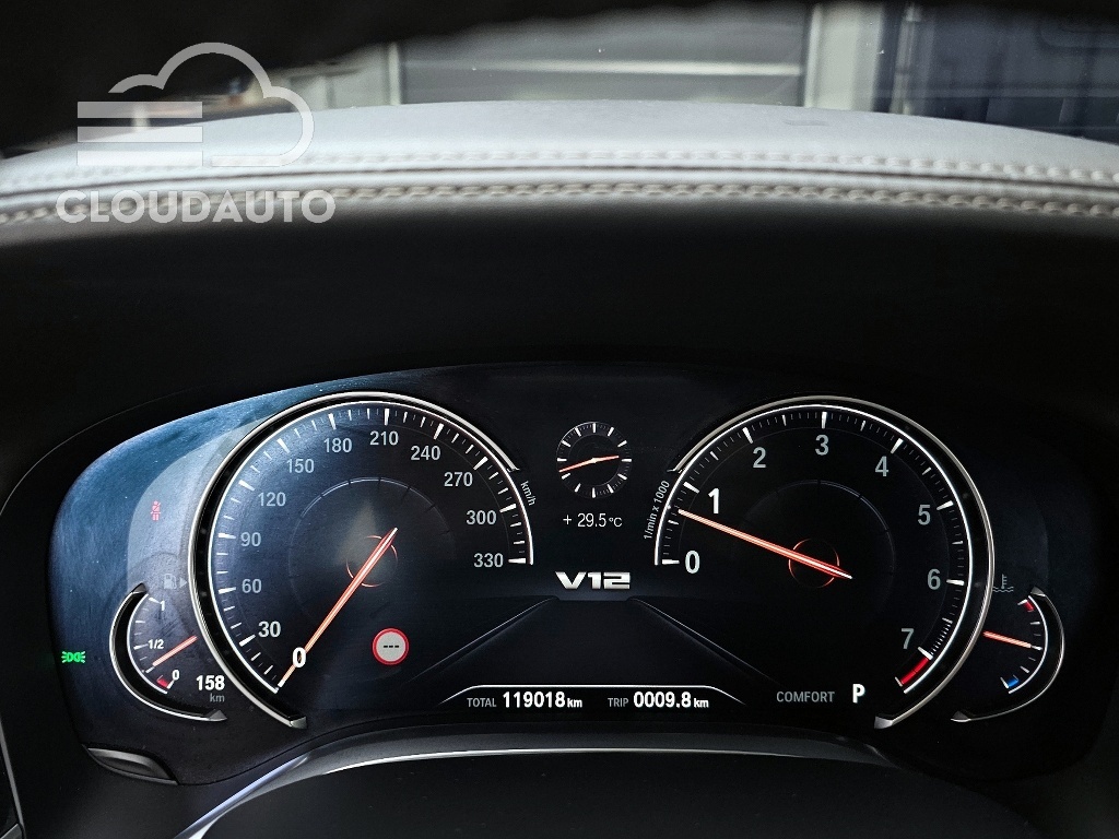 2019 BMW 7 Series 740Li xDrive M Sports - Image 8