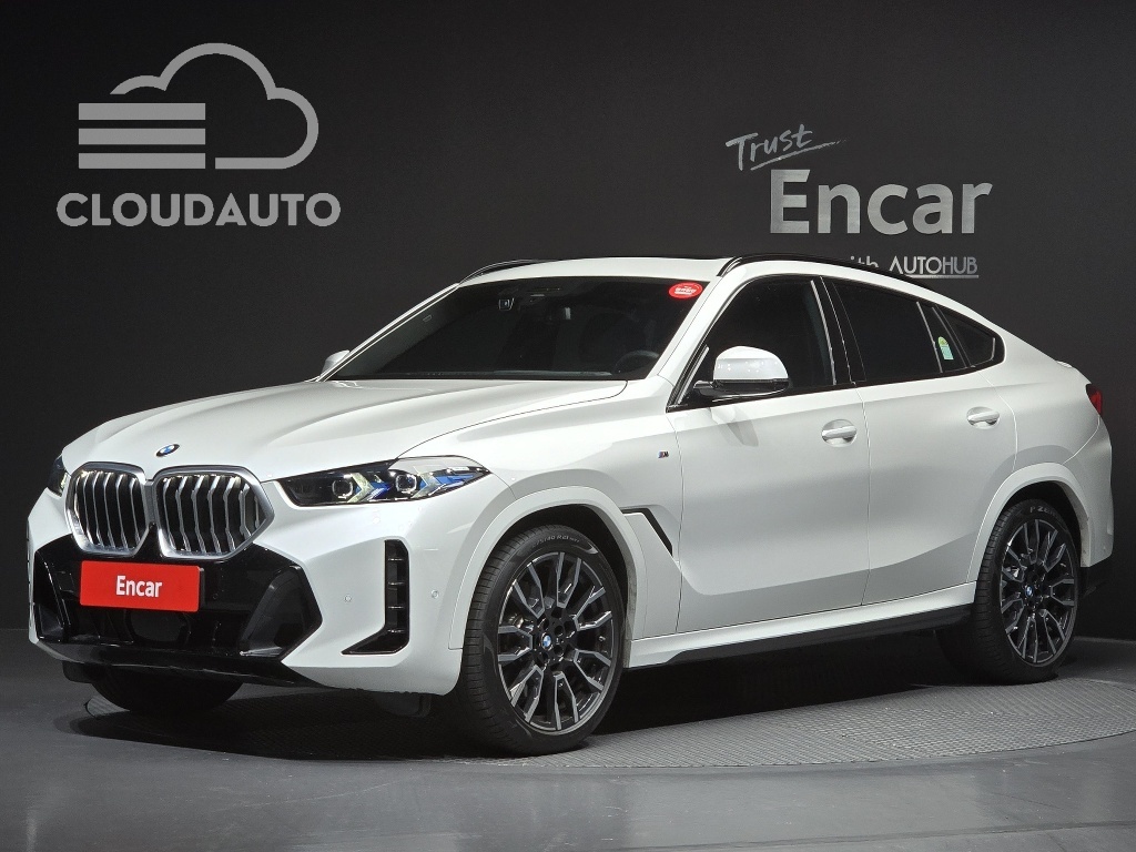 2025 BMW X6 xDrive40i M Sports
