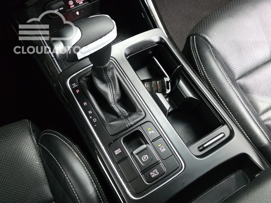 2019 Kia Sorento Gasoline 2.0 Turbo 2WD - Image 9