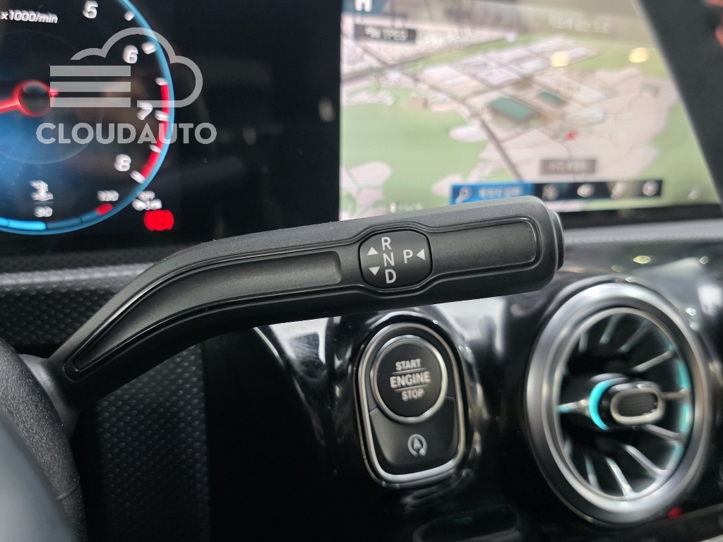 2023 Mercedes-Benz A-Class AMG A35 4MATIC Sedan - Image 10