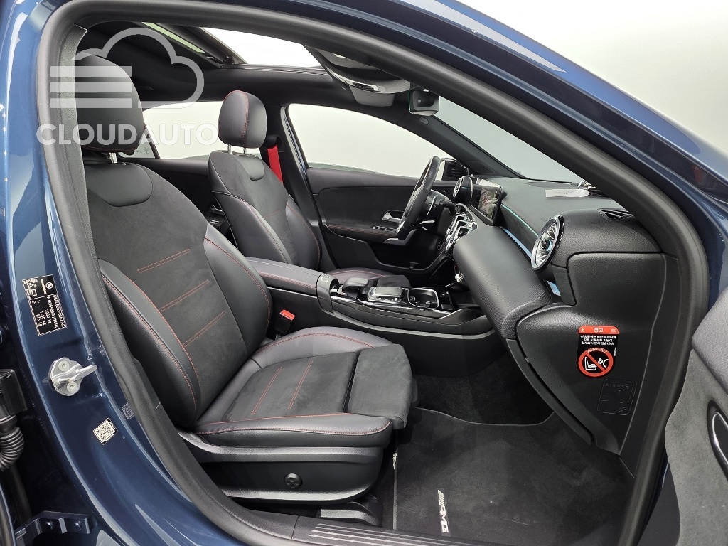 2023 Mercedes-Benz A-Class AMG A35 4MATIC Sedan - Image 11