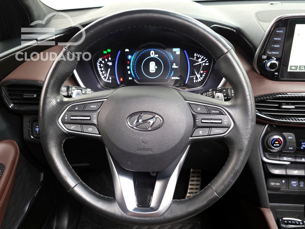 2020 Hyundai Santa Fe Gasoline 2.0T 2WD - Image 13