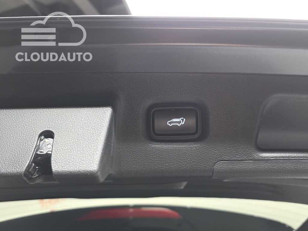 2020 Hyundai Santa Fe Gasoline 2.0T 2WD - Image 20