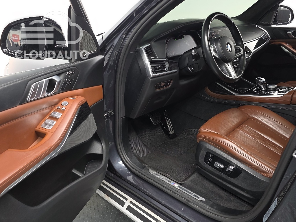 2020 BMW X7 xDrive 40i M Sports 6 - Image 12