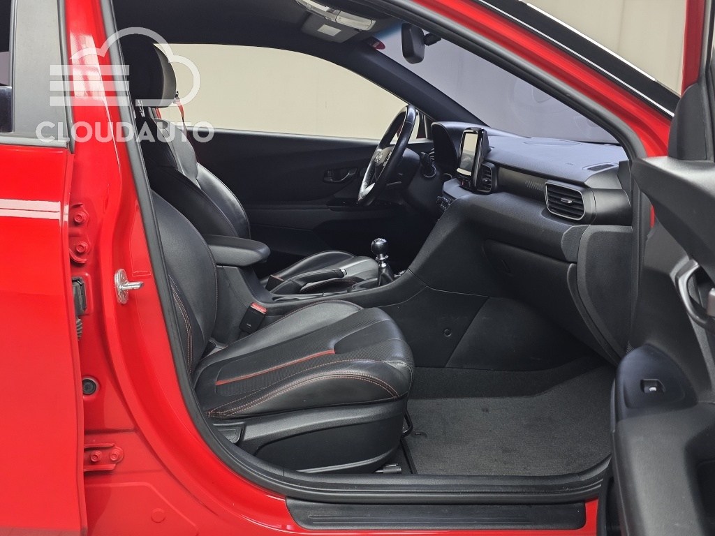 2019 Hyundai Veloster 1.6 Turbo Sports - Image 11
