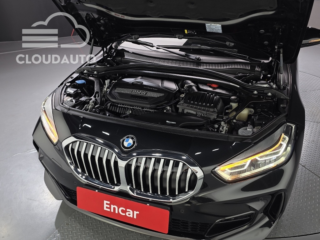 2024 BMW 1 Series 120i M Sports - Image 6