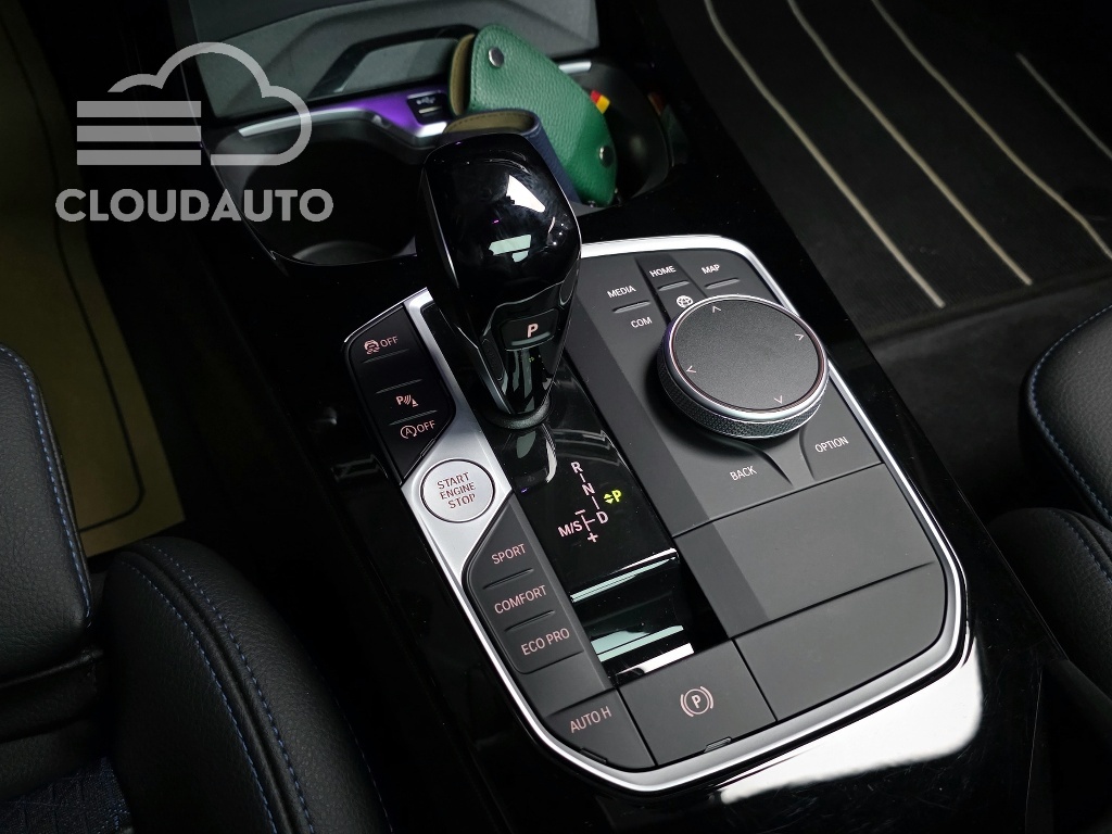 2024 BMW 1 Series 120i M Sports - Image 9
