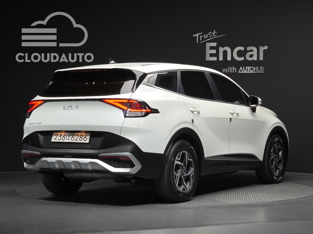 2022 Kia Sportage Gasoline 1.6 Turbo 2WD - Image 2