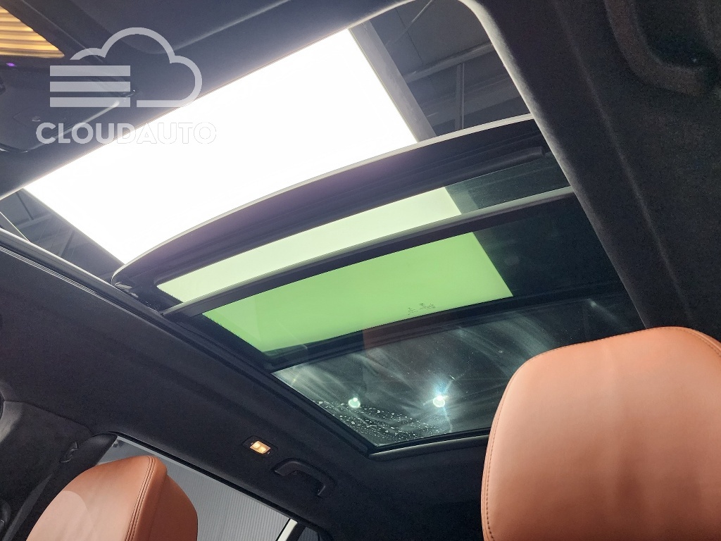2022 BMW X7 xDrive 40i M Sports 6 - Image 19