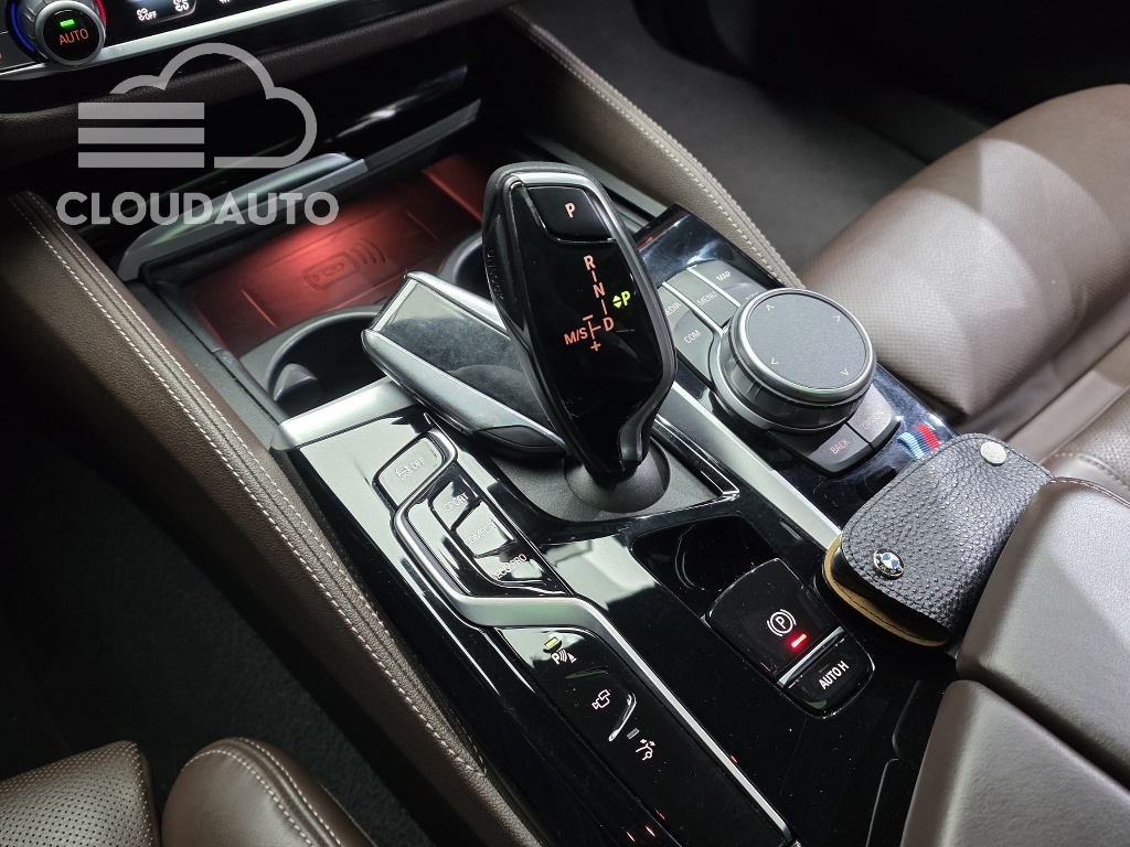 2021 BMW 6 Series GT 620d xDrive M Sport - Image 9