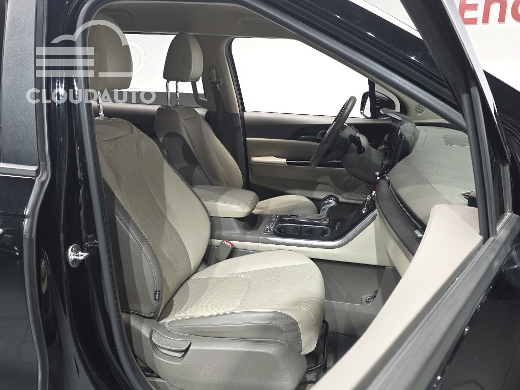 2021 Kia Carnival 9 Prestige - Image 10