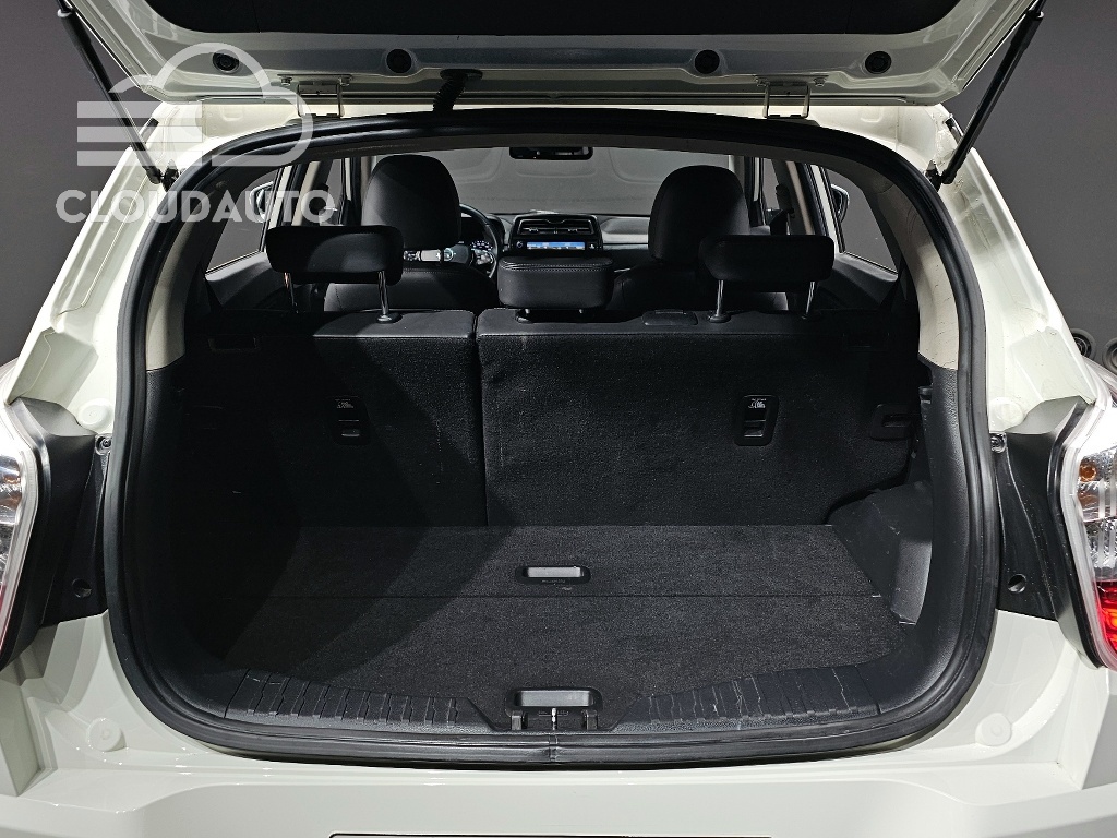 2022 SsangYong Tivoli Gasoline 1.5 2WD - Image 20