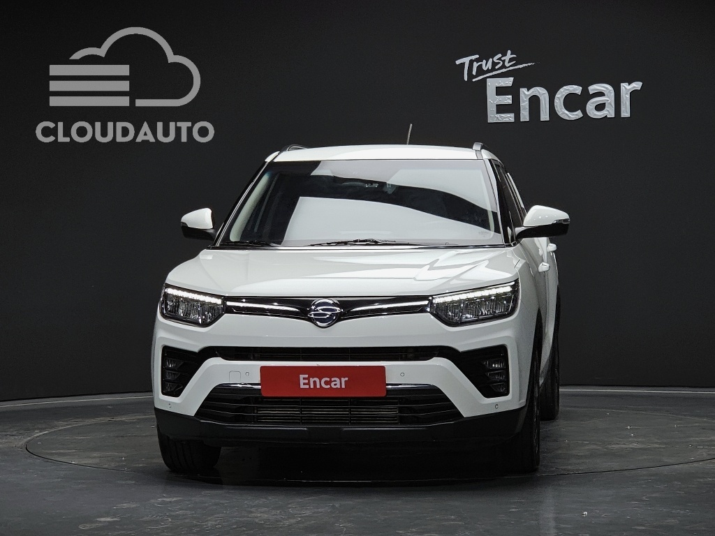 2022 SsangYong Tivoli Gasoline 1.5 2WD - Image 3