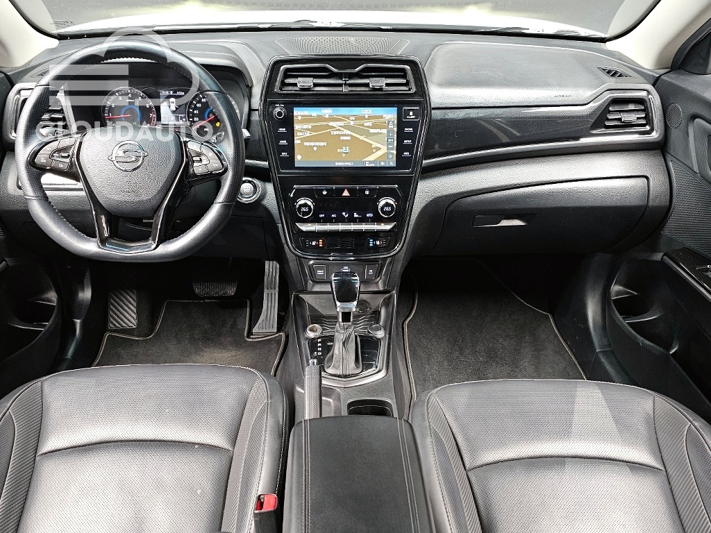 2022 SsangYong Tivoli Gasoline 1.5 2WD - Image 7