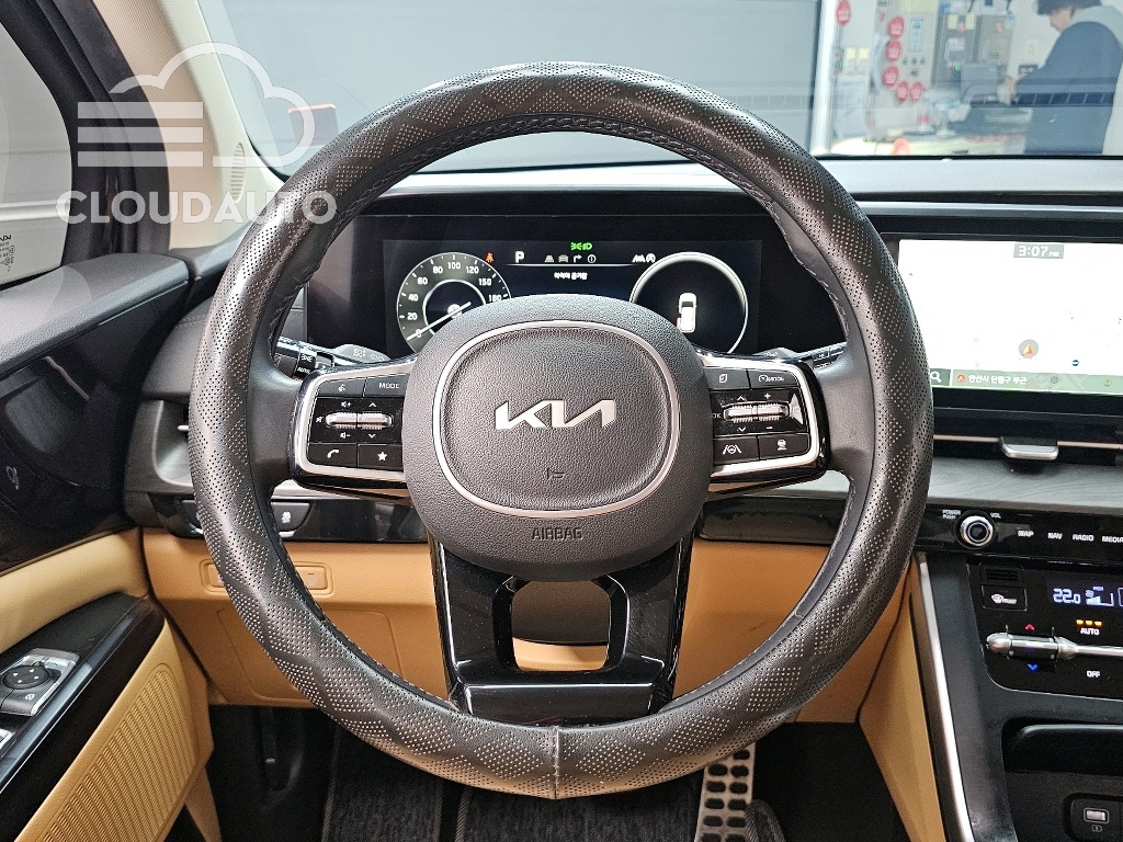 2022 Kia Carnival 9 Prestige - Image 13