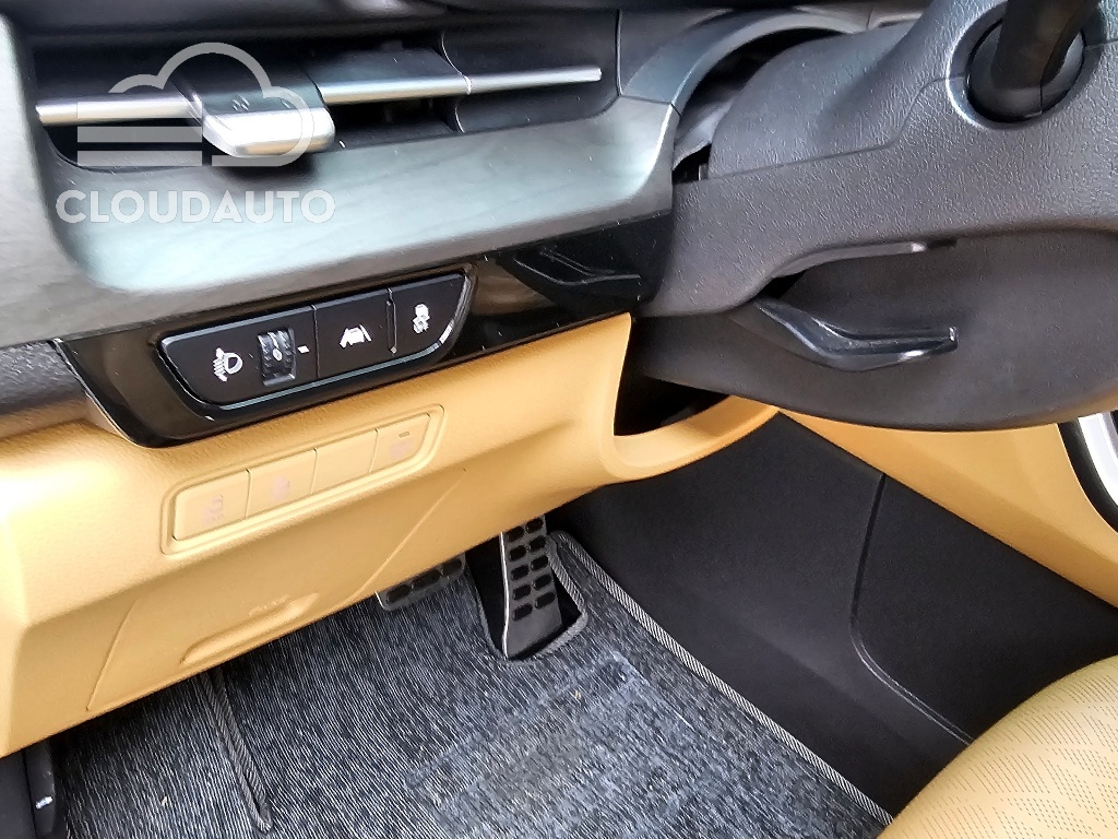 2022 Kia Carnival 9 Prestige - Image 15