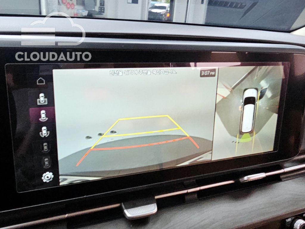 2022 Kia Carnival 9 Prestige - Image 18