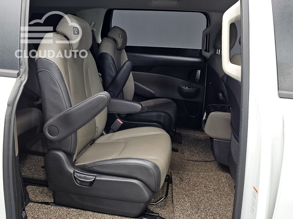 2024 Kia Carnival 9 Prestige - Image 12