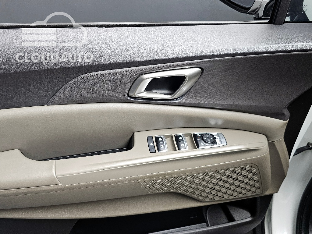2024 Kia Carnival 9 Prestige - Image 17