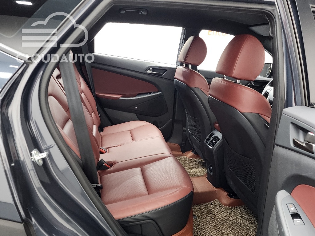 2020 Hyundai Tucson Gasoline 1.6 Turbo 2WD - Image 11