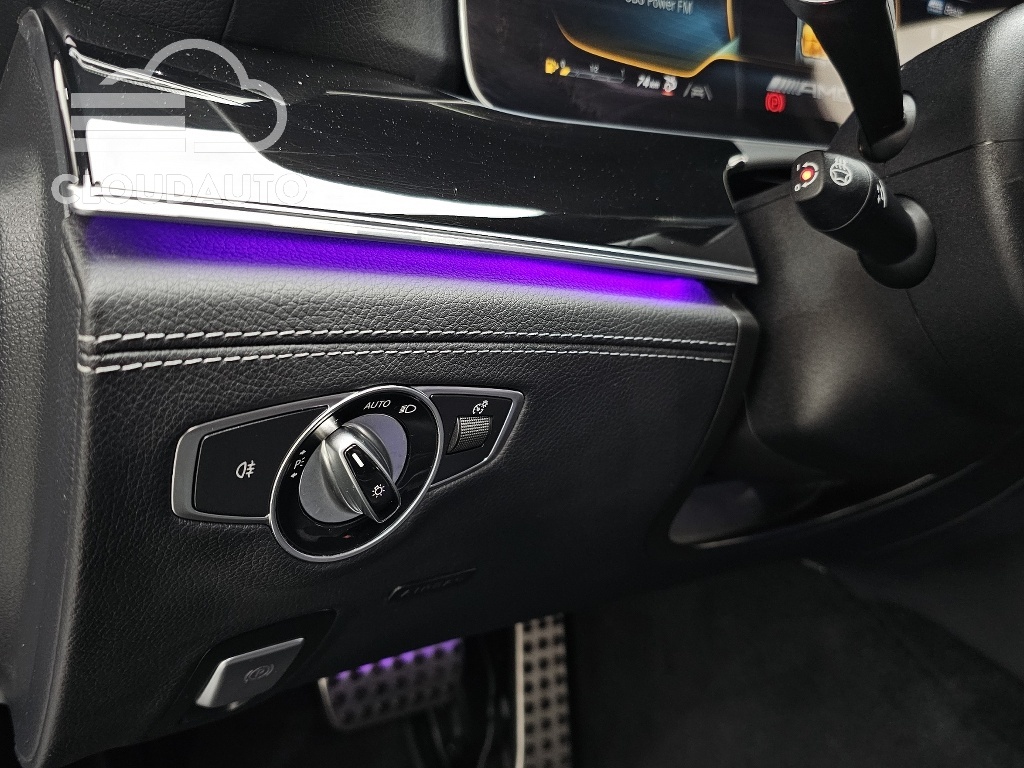 2022 Mercedes-Benz AMG GT 4Door 43 4MATIC+ - Image 26
