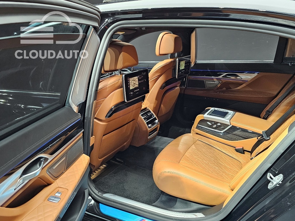 2020 BMW 7 Series 730Ld xDrive M Sports - Image 12