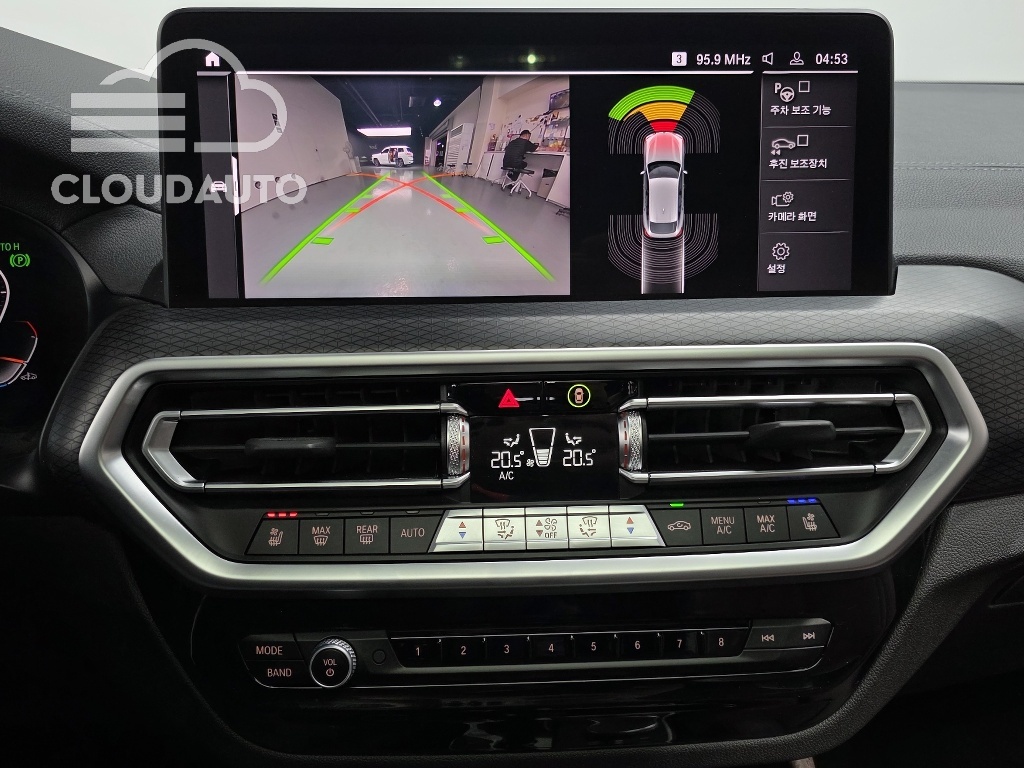 2022 BMW X4 xDrive20i M Sports - Image 17