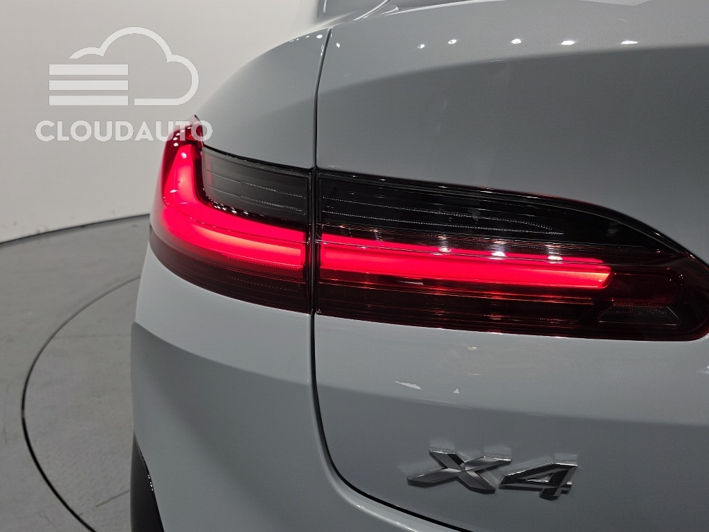 2022 BMW X4 xDrive20i M Sports - Image 23