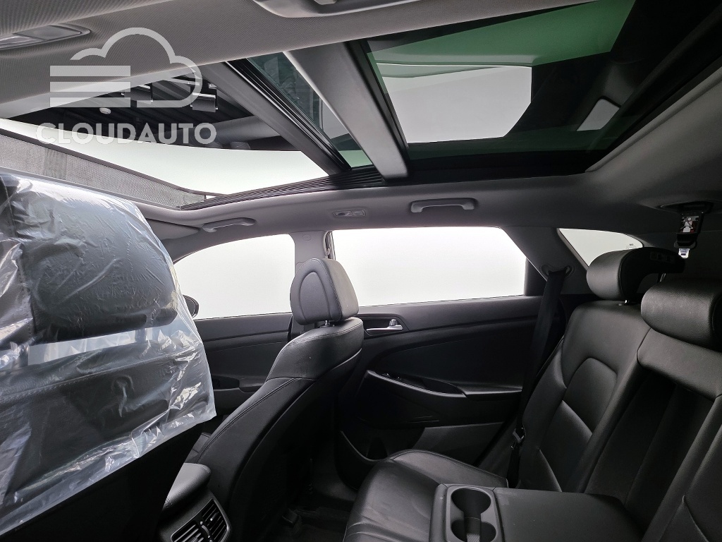 2017 Hyundai Tucson Diesel 1.7 2WD - Image 19