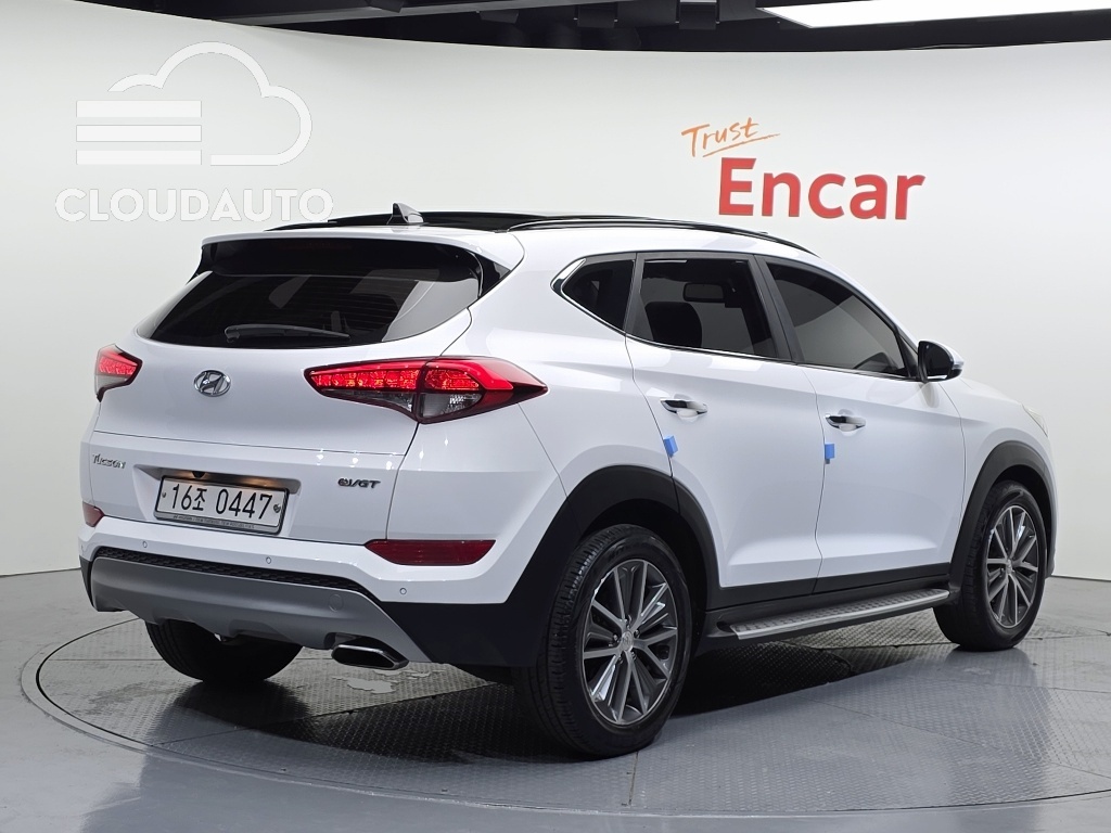 2017 Hyundai Tucson Diesel 1.7 2WD - Image 2