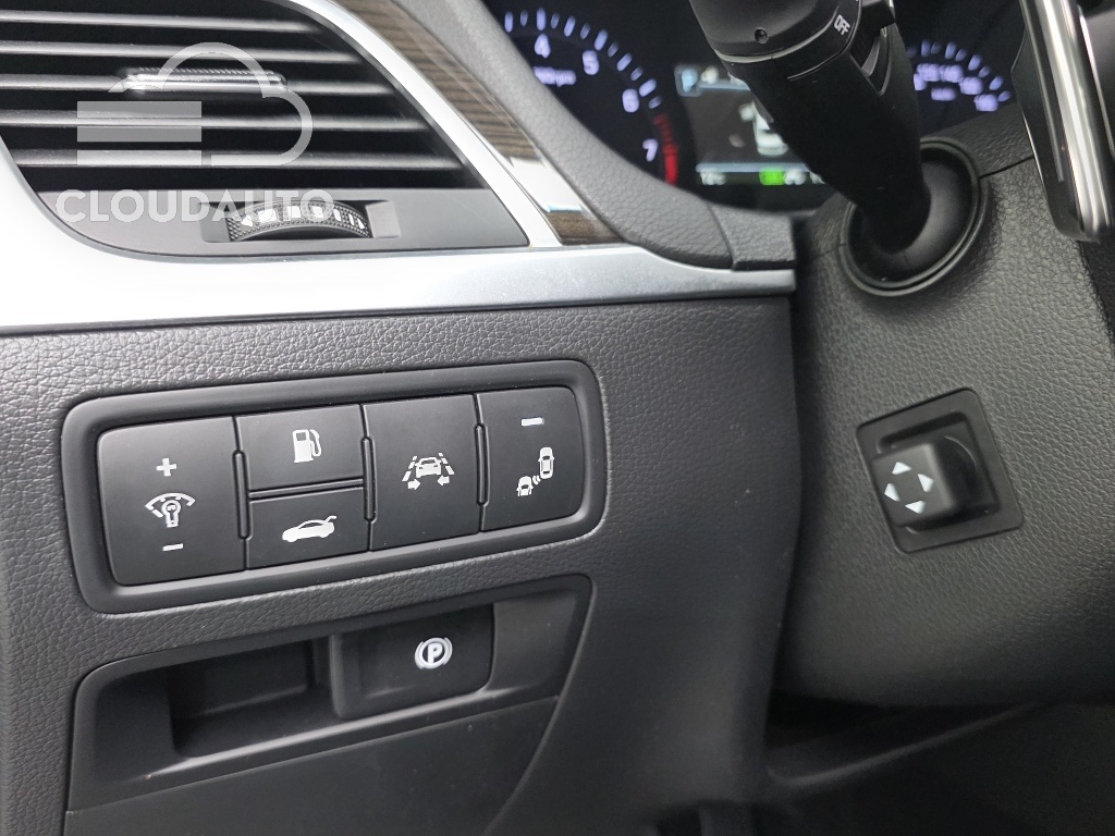 2019 Genesis G80 3.3 GDI AWD - Image 12
