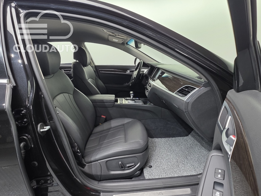 2019 Genesis G80 3.3 GDI AWD - Image 10
