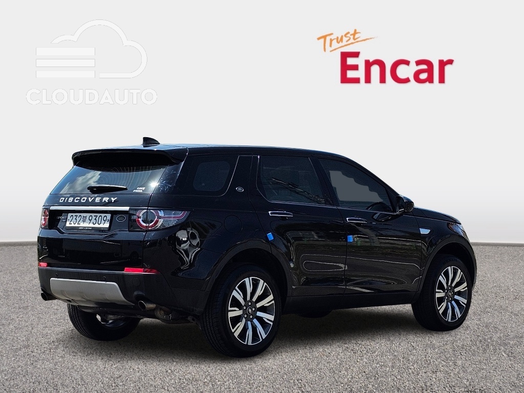 2019 Land Rover Discovery Sport 2.0 TD4 HSE Luxury - Image 2