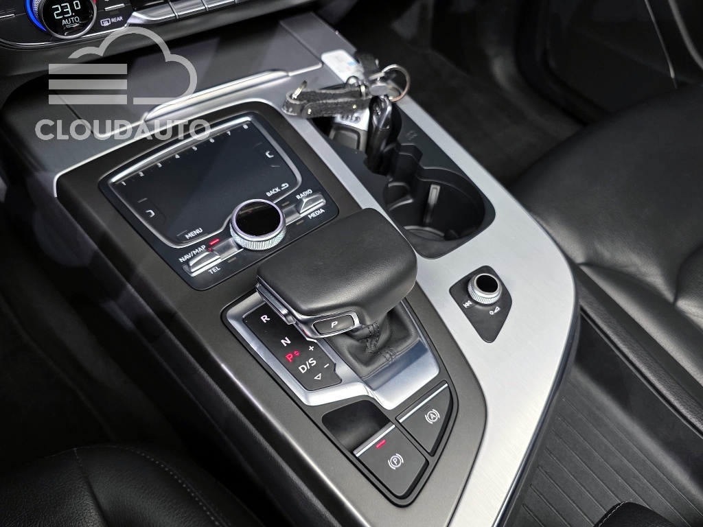 2019 Audi Q7 45 TFSI - Image 9