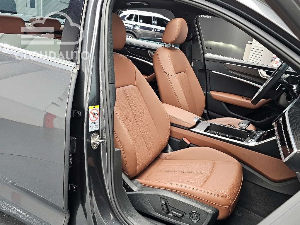 2023 Audi A6 45 TFSI Premium - Image 12