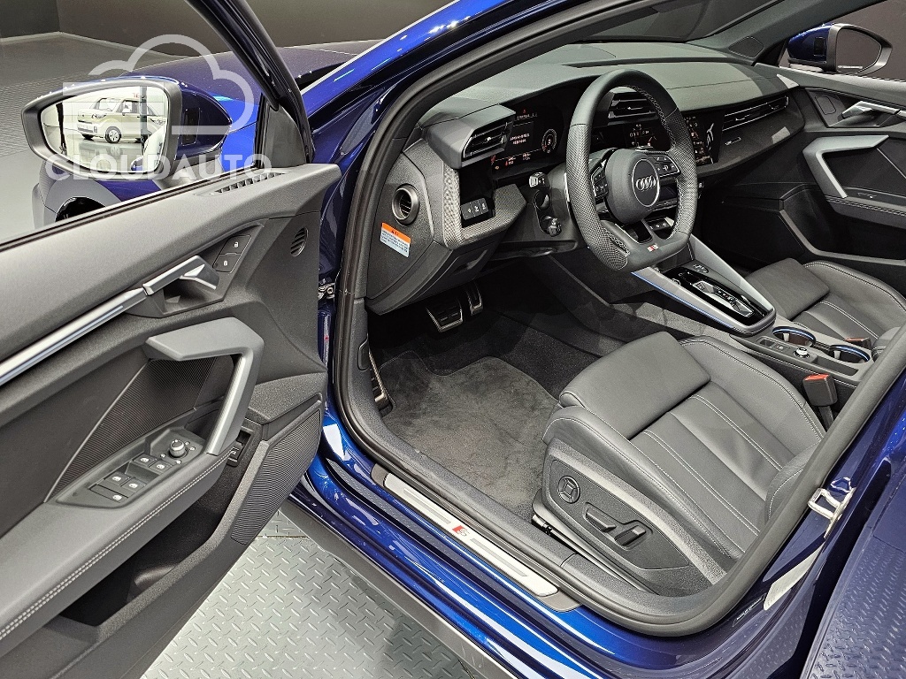 2025 Audi A3 40 TFSI Premium - Image 11