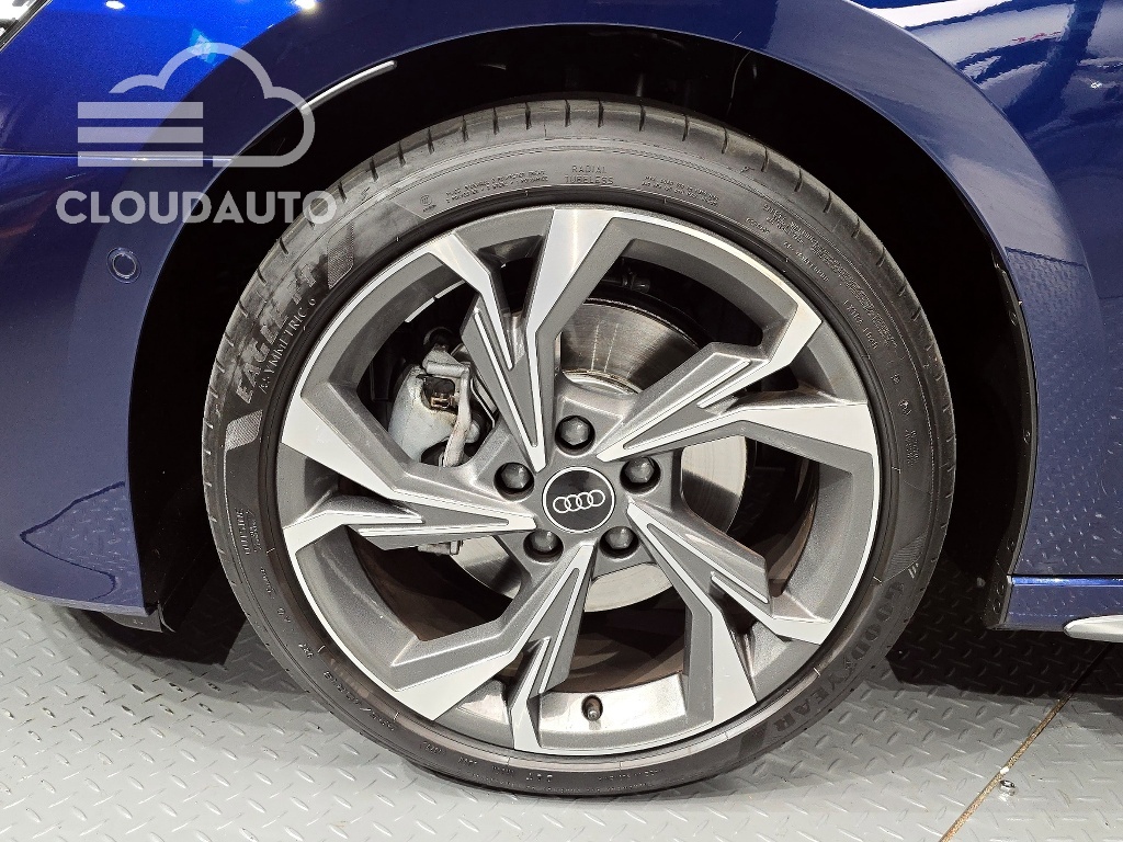 2025 Audi A3 40 TFSI Premium - Image 5