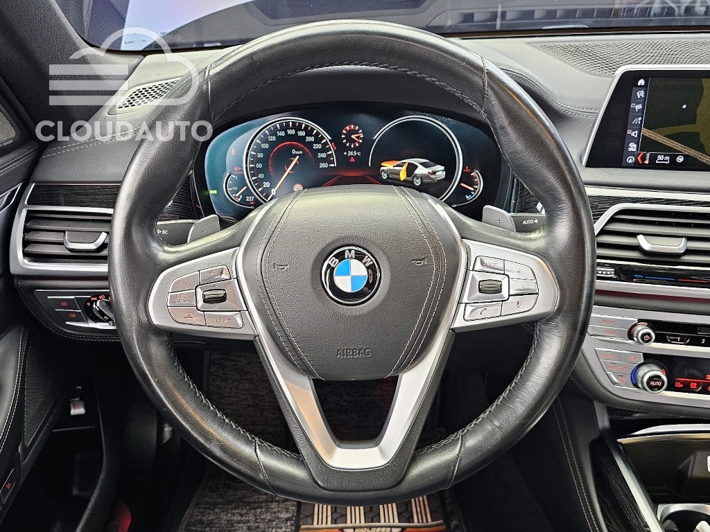 2016 BMW 7 Series 740d xDrive M Sports - Image 13