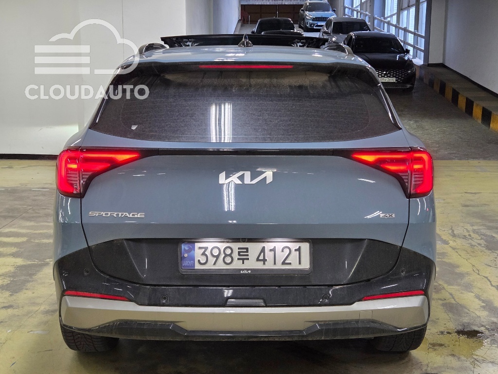 2025 Kia Sportage Gasoline 1.6 Turbo 4WD - Image 4