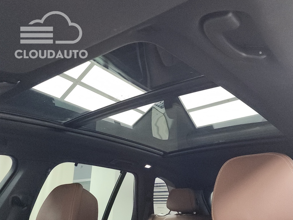 2021 BMW X5 xDrive 40i M Sports - Image 19