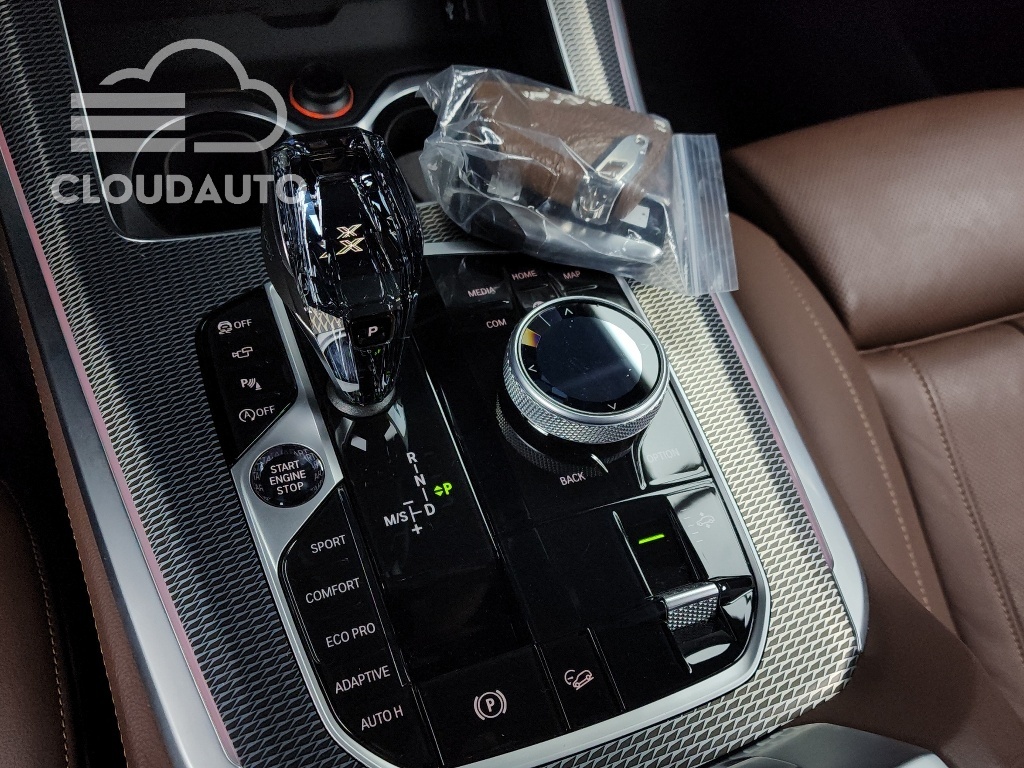 2021 BMW X5 xDrive 40i M Sports - Image 9