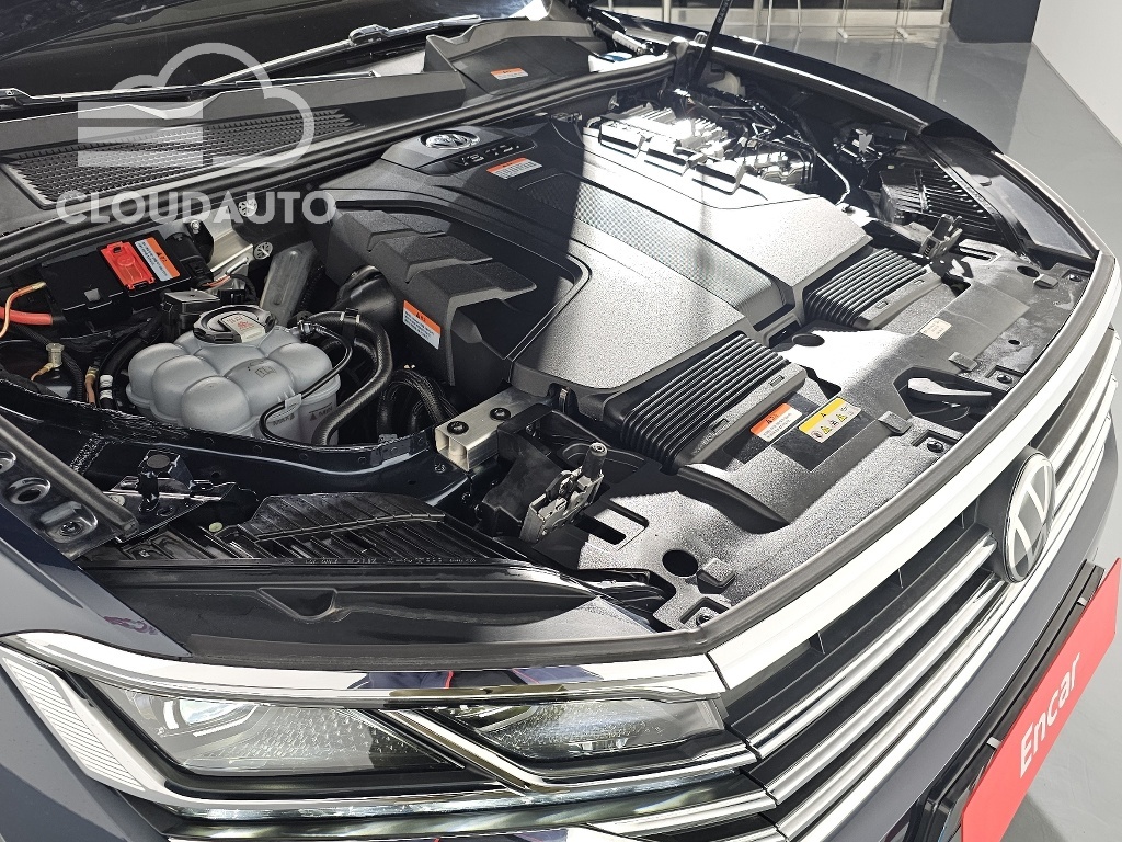 2023 Volkswagen Touareg 3.0 TDI Prestige - Image 6