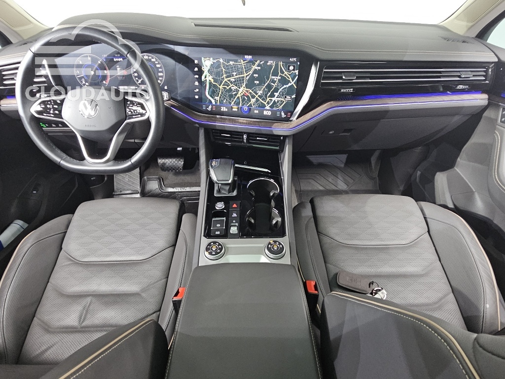2023 Volkswagen Touareg 3.0 TDI Prestige - Image 7