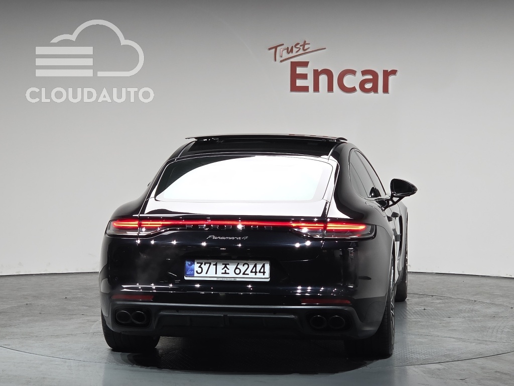 2021 Porsche Panamera 2.9 AWD - Image 4
