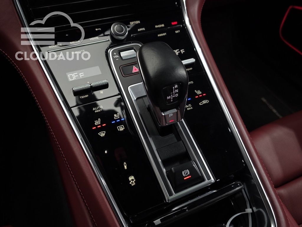 2021 Porsche Panamera 2.9 AWD - Image 9
