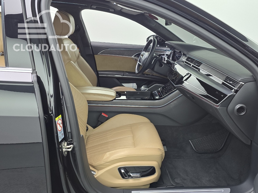 2020 Audi A8 60 TFSI LWB - Image 11