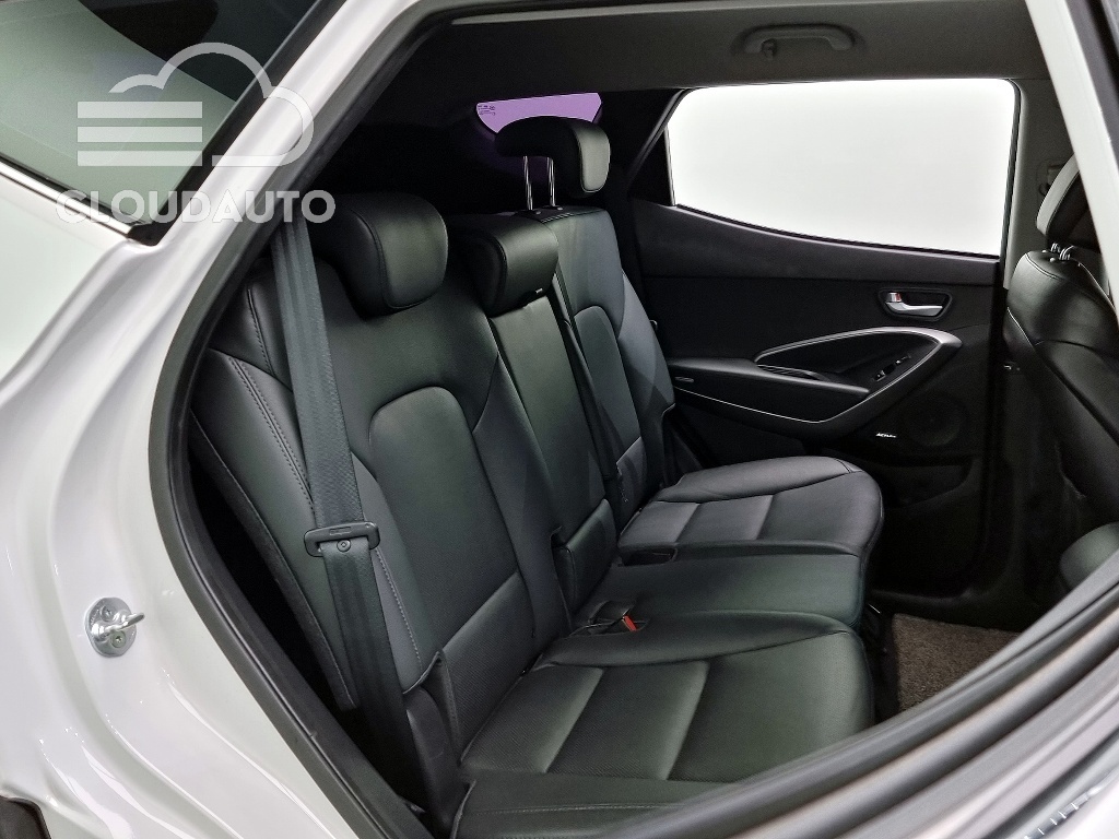 2013 Hyundai Santa Fe Diesel 2.0 2WD Premium - Image 12