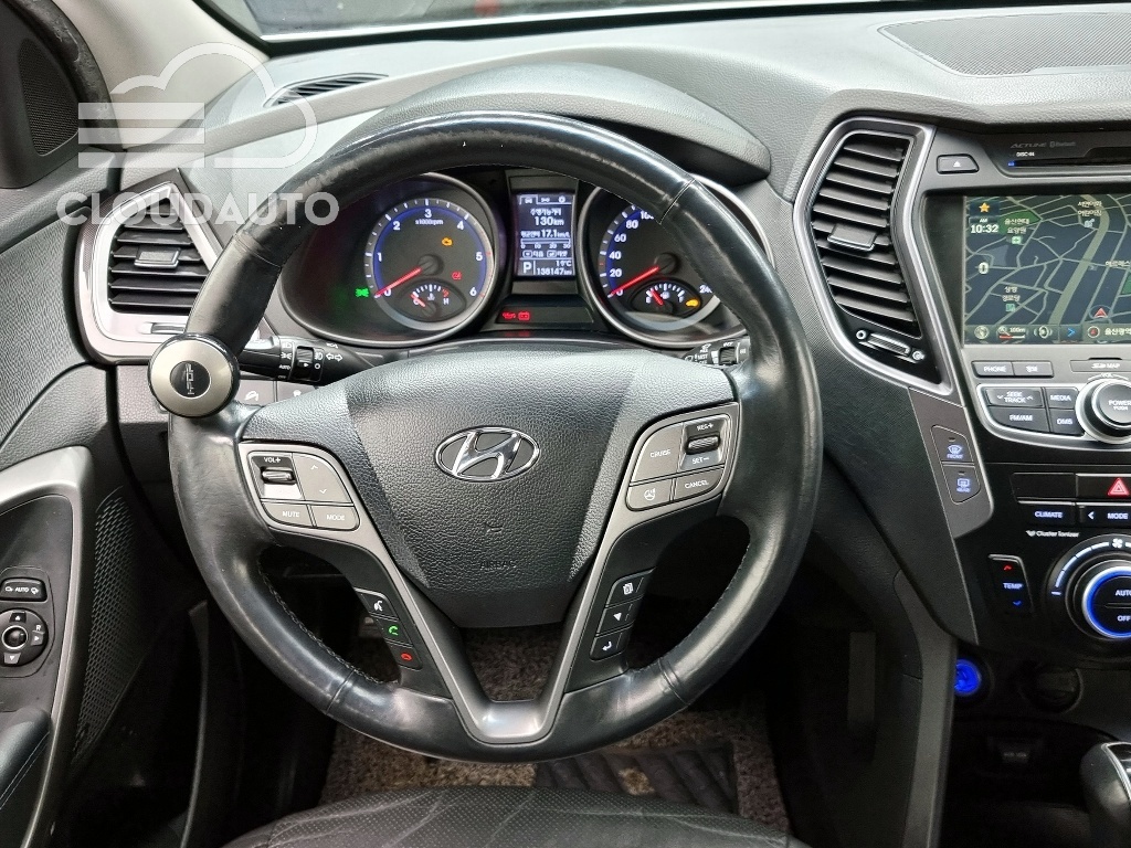 2013 Hyundai Santa Fe Diesel 2.0 2WD Premium - Image 14