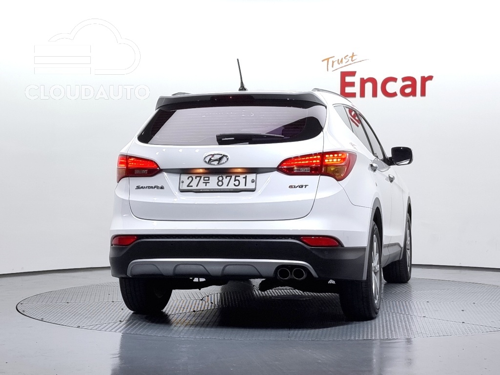 2013 Hyundai Santa Fe Diesel 2.0 2WD Premium - Image 4